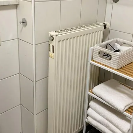 H N H Apartment *